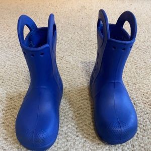Rain boots size 11( toddler)